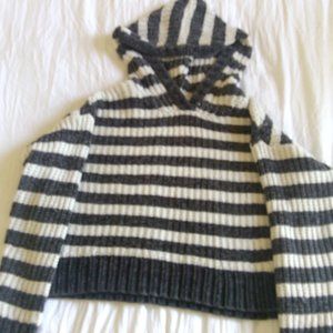 Justice Knit Sweater Girls Size 10 Black and White